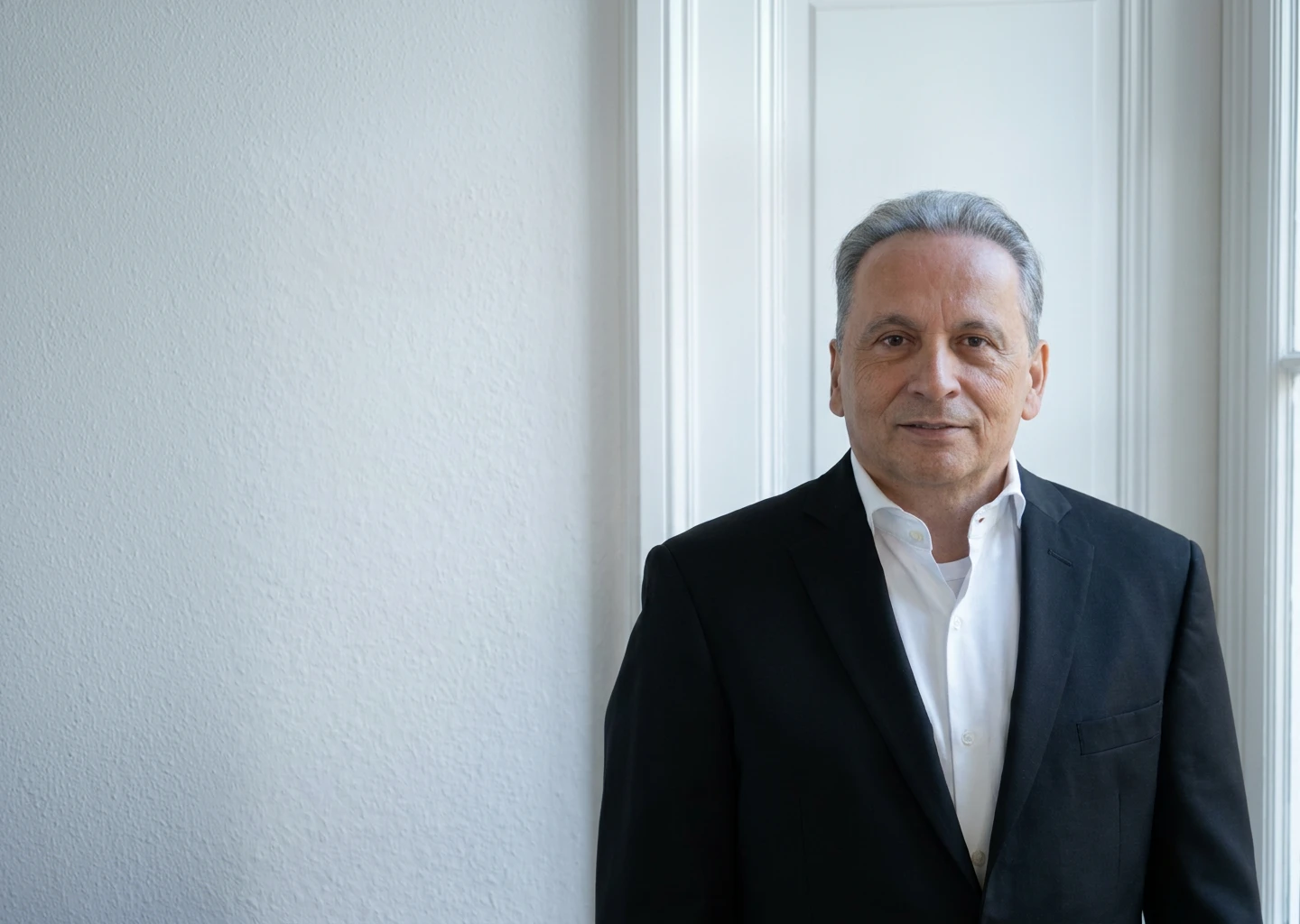 Claudio Cisullo in the CC Trust Group AG office